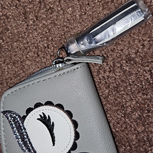 Cute Wristlet NWOT - Picture 3 of 6